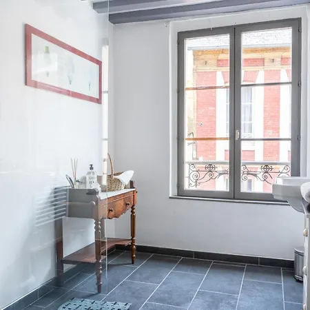 Le Baldaquin / Les Romantiques