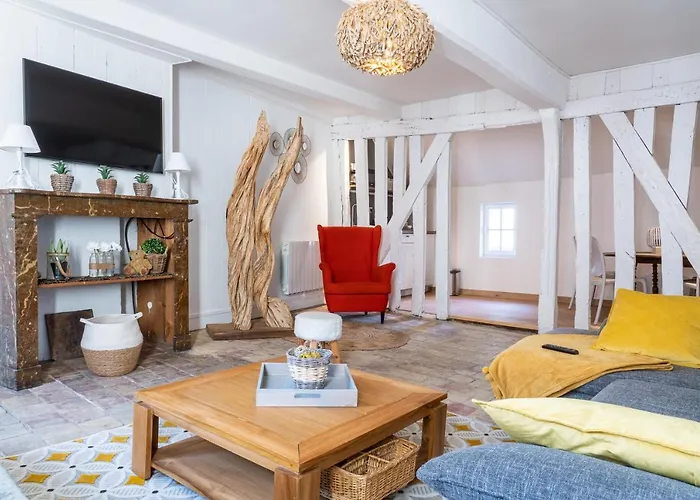 Le Baldaquin / Les Romantiques Апартаменты