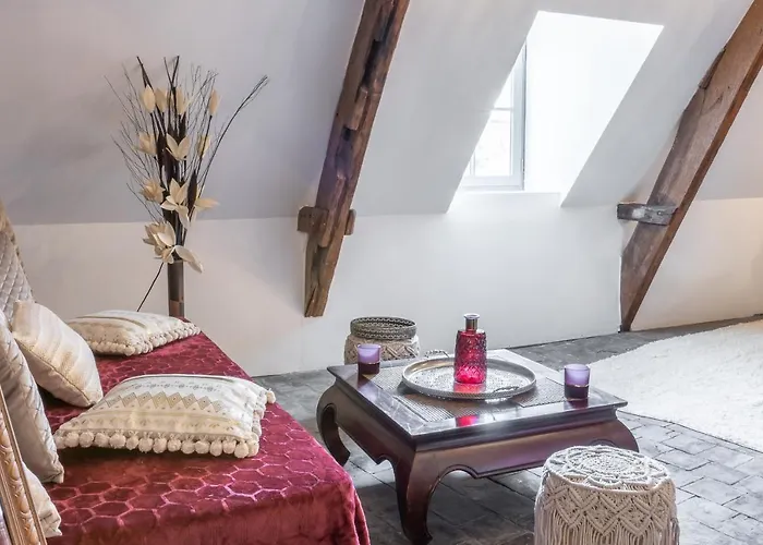 Апартаменты Le Baldaquin / Les Romantiques Онфлёр