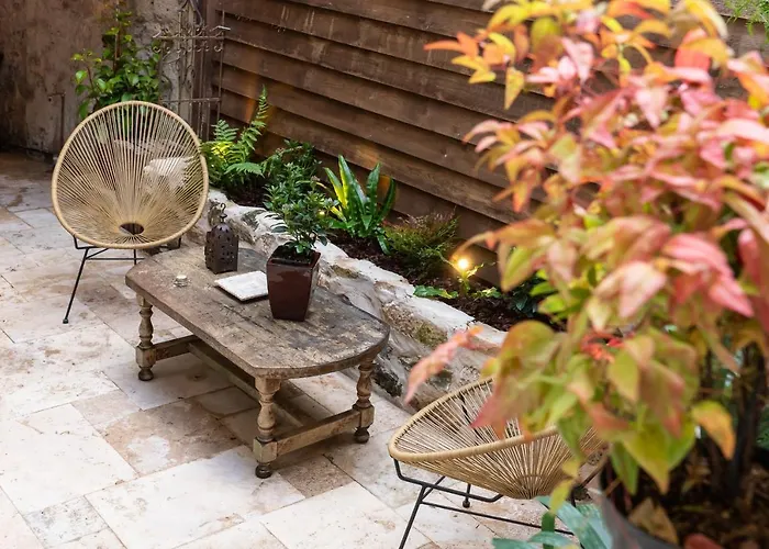 Le Baldaquin / Les Romantiques Апартаменты *