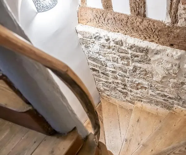 Le Baldaquin / Les Romantiques Онфлёр