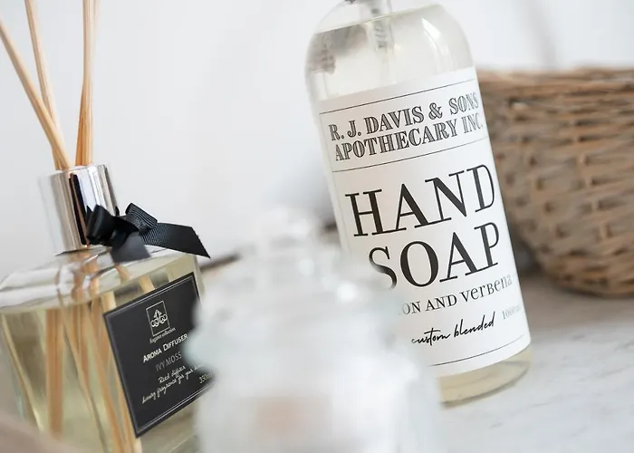 Апартаменты Le Baldaquin / Les Romantiques